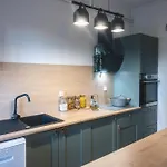 Villa Gîte 4 étoiles Atout France,4 chambres, Béarn Pyrénées, 8 pers Monein