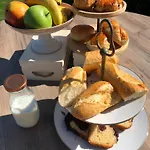 Gîte 4 étoiles Atout France,4 chambres, Béarn Pyrénées, 8 pers Villa *