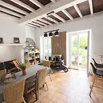 Gîte 4 étoiles Atout France,4 chambres, Béarn Pyrénées, 8 pers Villa