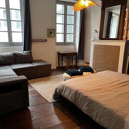 Maison Renovee, 4 Chambres, Commerces A Pied, Exterieur *