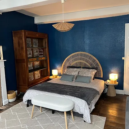 Maison Familiale ,4 Chambres, Terrasse Conviviale, Au Coeur Du Bearn