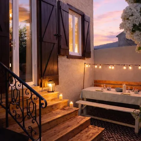 Maison Familiale ,4 Chambres, Terrasse Conviviale, Au Coeur Du Bearn * Monein