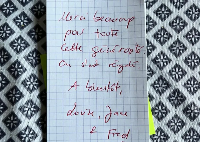 Grande Maison Renovee, 4 Chambres, Commerces A Pied, Exterieur, 8 Personnes Villa Monein