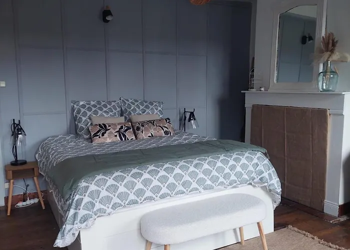 Grande Maison Renovee, 4 Chambres, Commerces A Pied, Exterieur, 8 Personnes