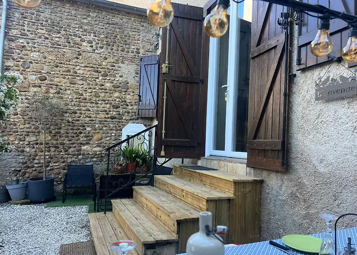 Gite La Forge Renove, 4 Chambres, Exterieur, Centre Tout A Pied, 4 Etoiles * Monein